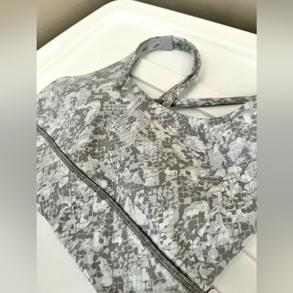 LULULEMON Sport Bra - Picture 2 of 4